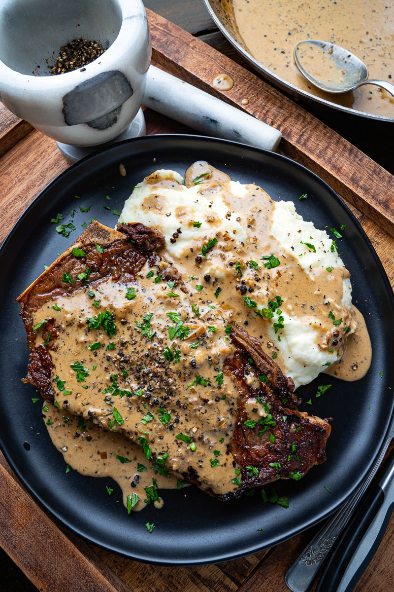 Pan Seared Steak in Creamy Peppercorn Sauce Pan Seared Steak in Creamy Peppercorn Sauce