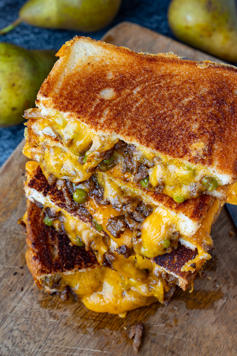 Karepan (Japanese Curry Grilled Cheese) Karepan (Japanese Curry Grilled Cheese)