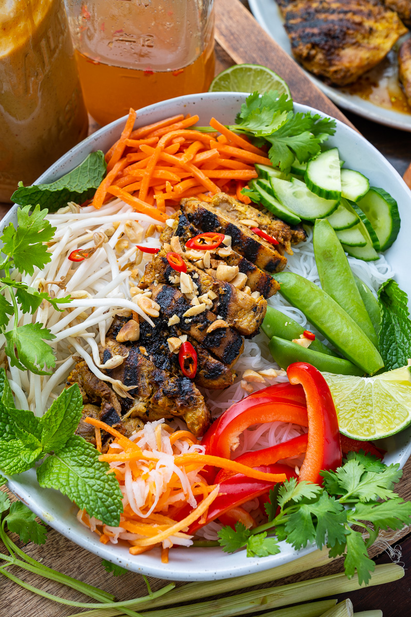 Lemongrass Grilled Chicken Rice Noodle Bowls Lemongrass Grilled Chicken Rice Noodle Bowls