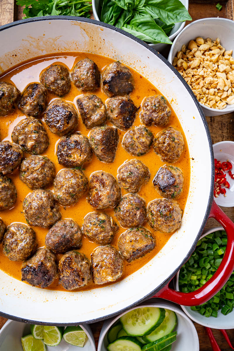 Thai Meatballs in Curry Thai Meatballs in Curry