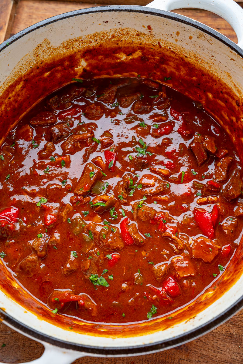 Hungarian Braised Beef (Pörkölt) Hungarian Braised Beef (Pörkölt)