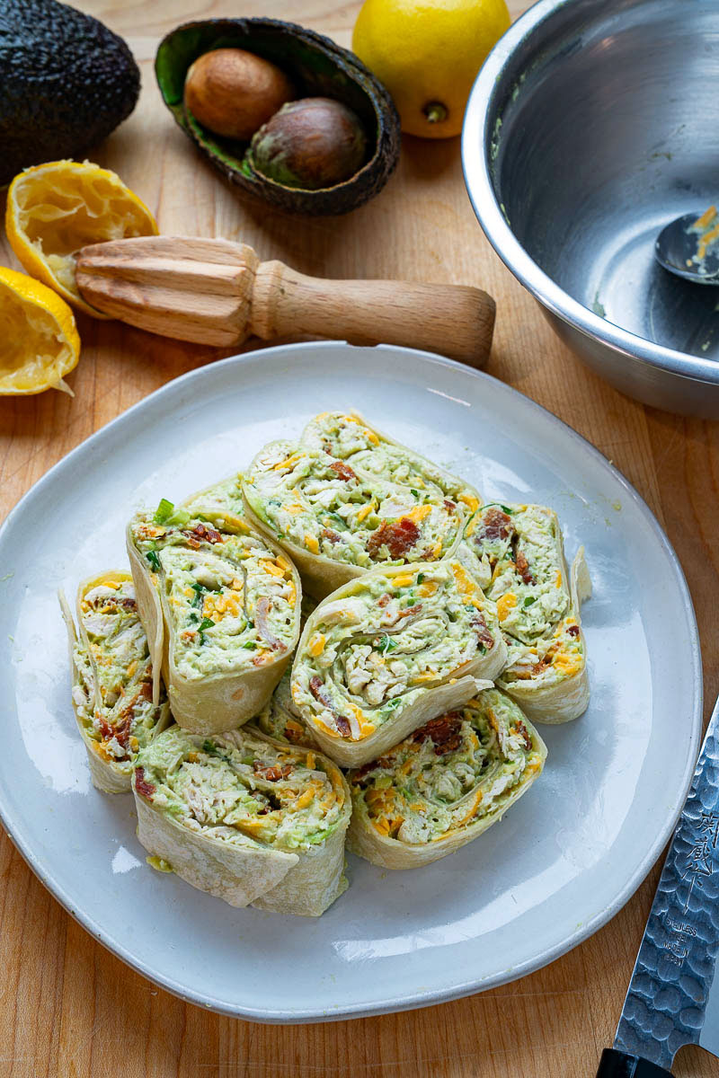 Bacon and Cheddar Avocado Chicken Salad Roll-Ups Bacon and Cheddar Avocado Chicken Salad Roll-Ups
