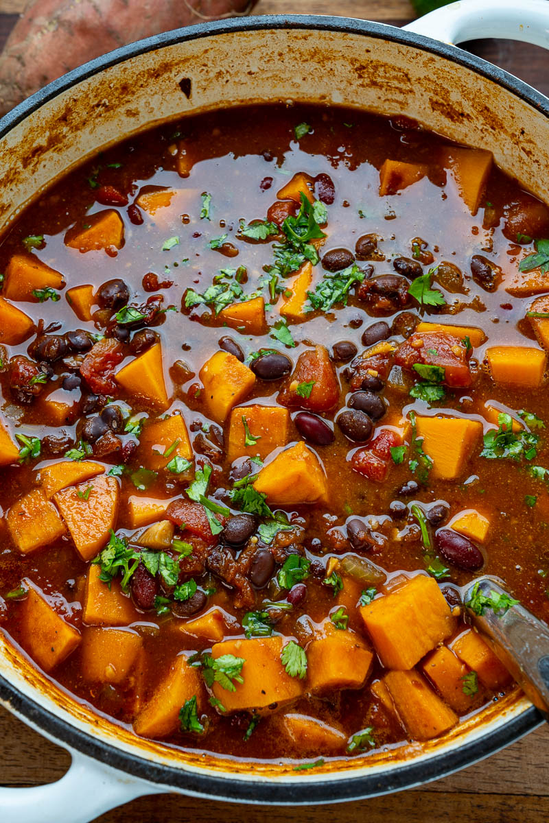 Sweet Potato and Black Bean Chili Sweet Potato and Black Bean Chili