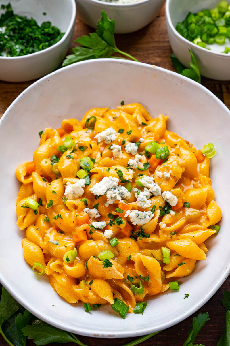 Buffalo Chicken Mac and Cheese Buffalo Chicken Mac and Cheese
