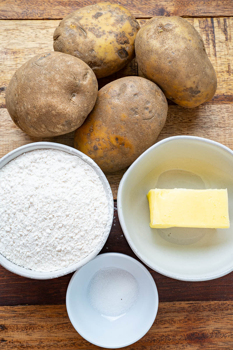 Irish Potato Farls (Potato Cakes) Irish Potato Farls (Potato Cakes)