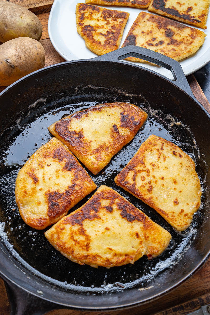 Irish Potato Farls (Potato Cakes) Irish Potato Farls (Potato Cakes)