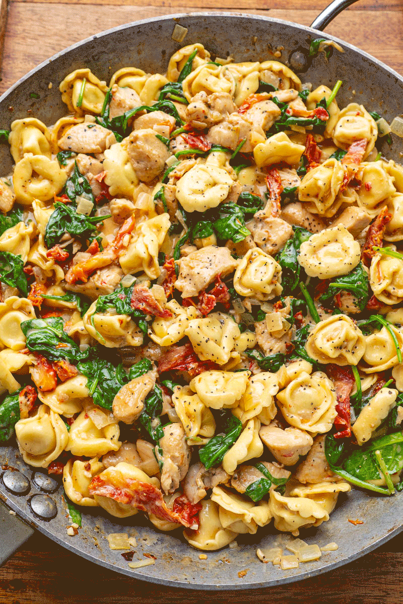 Creamy Tuscan Chicken Tortellini Creamy Tuscan Chicken Tortellini