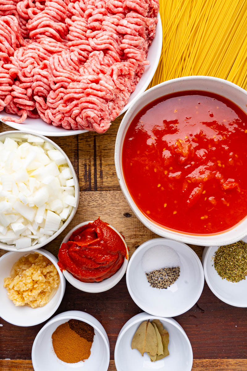 Greek Style Spaghetti (Makaronia Me Kima) Greek Style Spaghetti (Makaronia Me Kima)