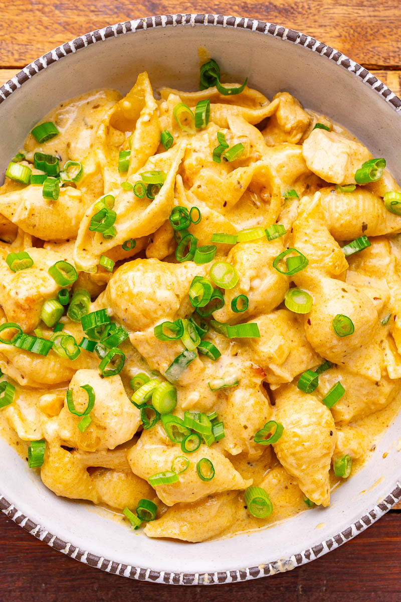 White Chili Chicken Mac and Cheese White Chili Chicken Mac and Cheese